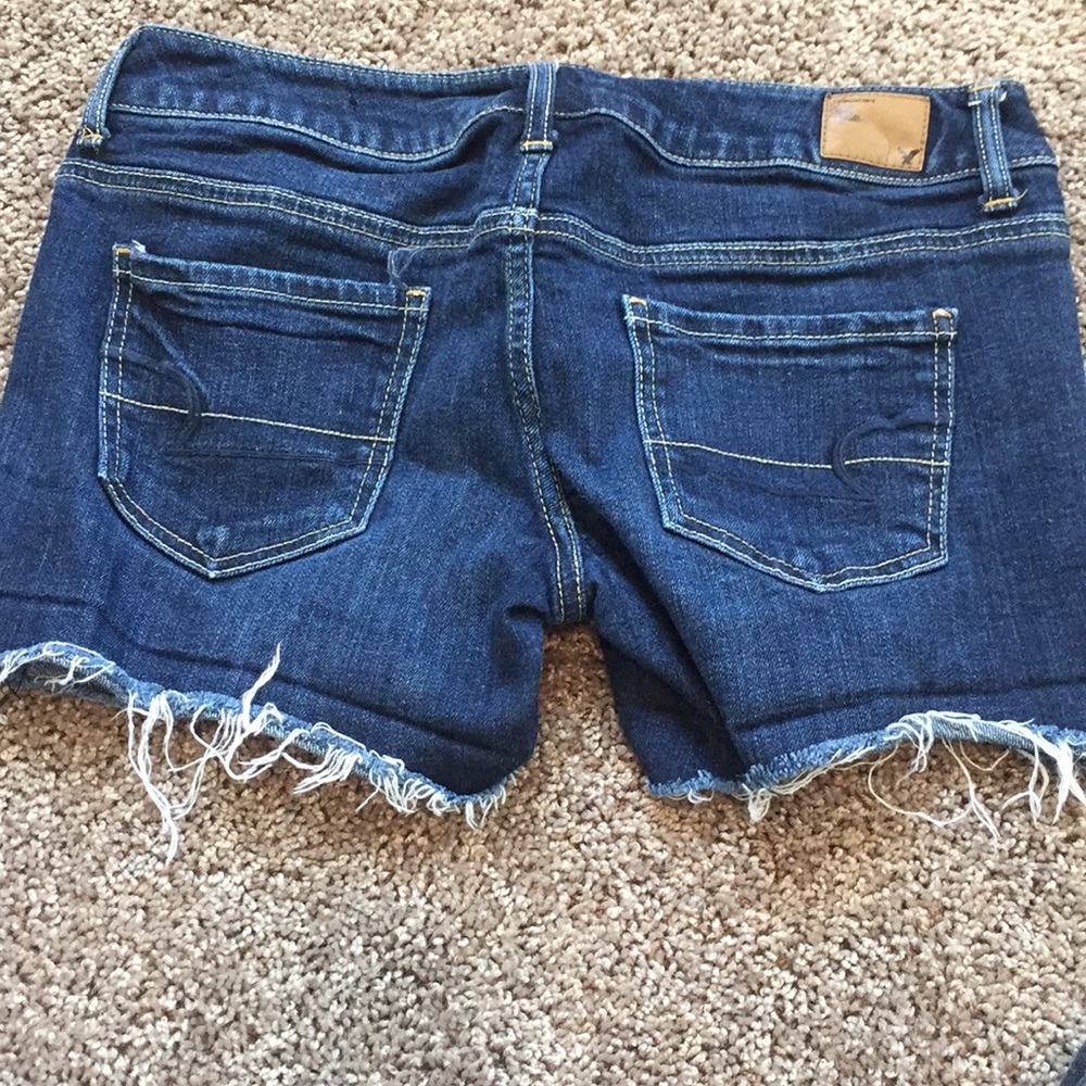 Shorts - Picture 3 of 3